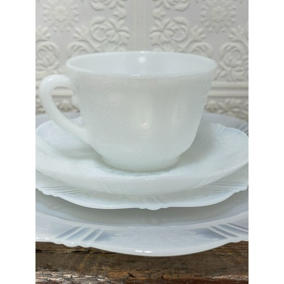 Vintage MacBeth Evans American Sweetheart Glass Monax Opalescent 4 pc Setting - Picture 2 of 15